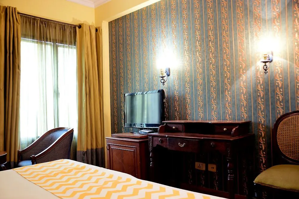 Fabhotel Pacific Inn Dlf Phase 2 Gurgáon